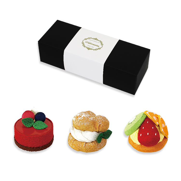 お供え 『 ちりめん3点セット(パティスリーラズベリー・シュークリーム・フルーツタルト) 』